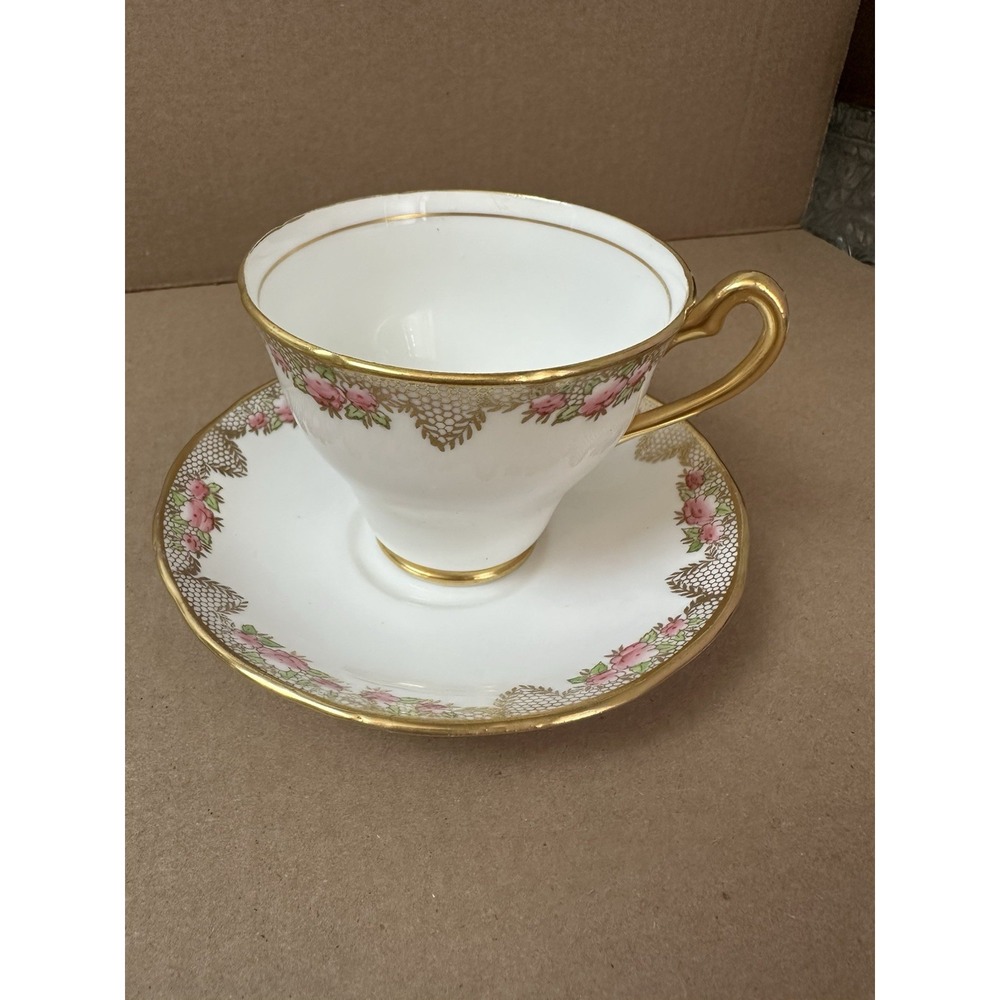 Vintage Salisbury Bone China Teacup Saucer Set Pink Roses Gold Lace England